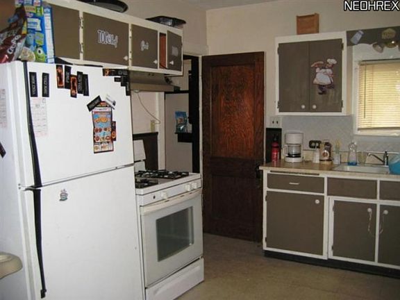 4th image of 3708 Milford Ave