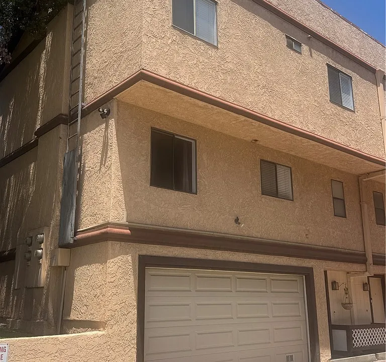 1039 Mount Olive Dr