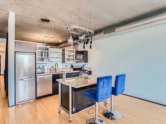 5th image of 1410 NW Kearney St APT 625