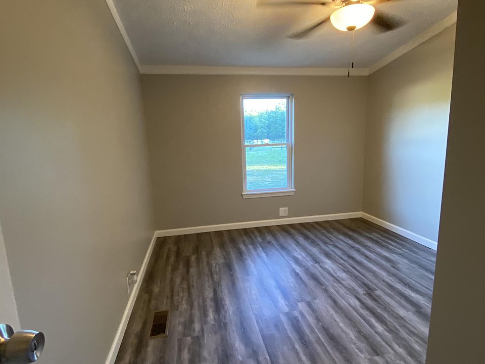 1st image of 1877 Turner Blvd APT E