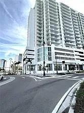 2 bed, 3.0 bath, 1689 sqft, $6,700 — Photo 4