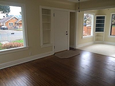 2nd image of 615 5th Ave S