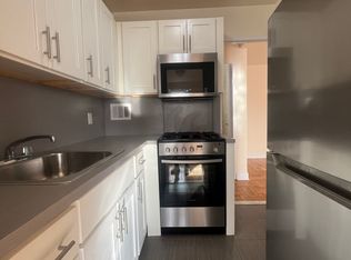 87-05 166th St #4C, Jamaica, NY 11432