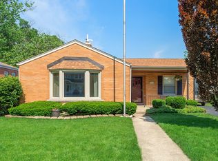 355 N Addison Ave, Elmhurst, IL 60126