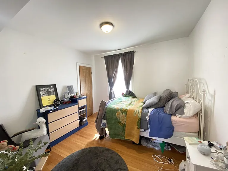 4435-37 W Gunnison St #3E — Photo 8