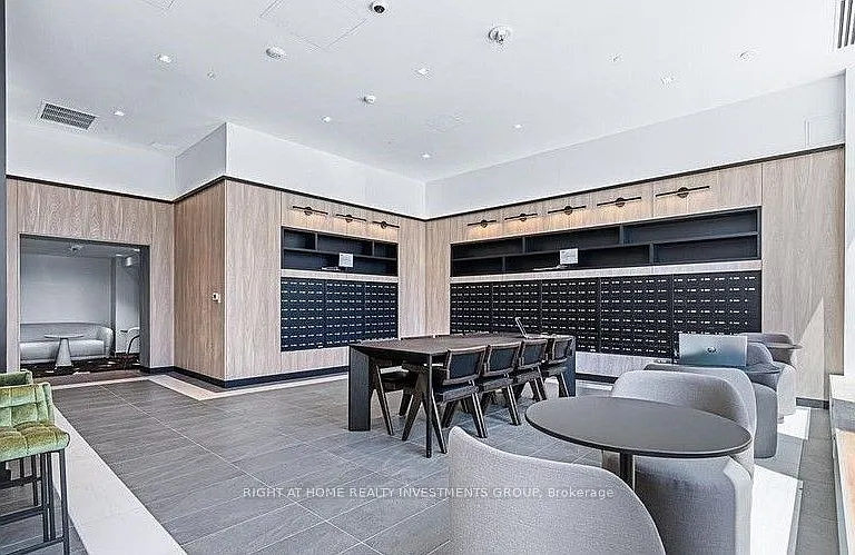1 Jarvis St #401 — Photo 18
