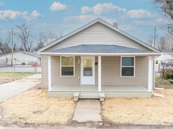 807 Maple Ct, Hopkinsville, KY 42240