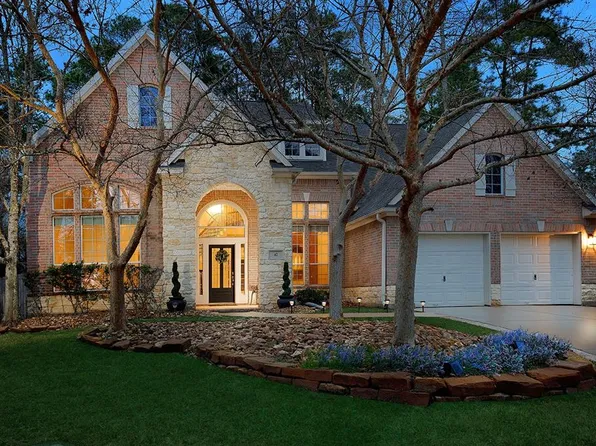 47 Cherryvale Court, The Woodlands, TX 77382