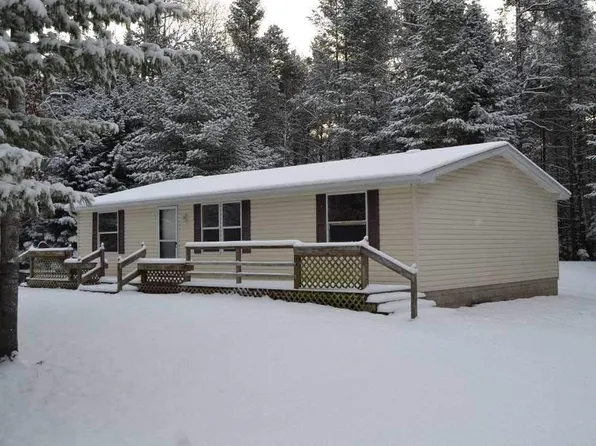 2442 Contour Dr, Roscommon, MI 48653