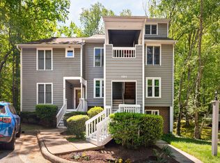 101 Hunting Chase APT 2B, Cary, NC 27513