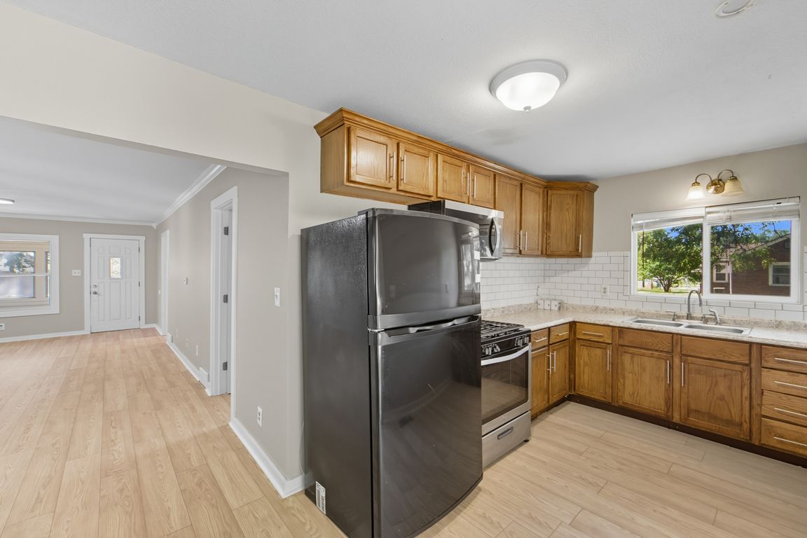 next background image