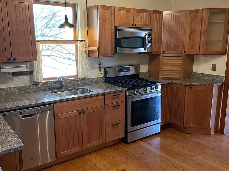 135 Sholam Rd — Photo 10