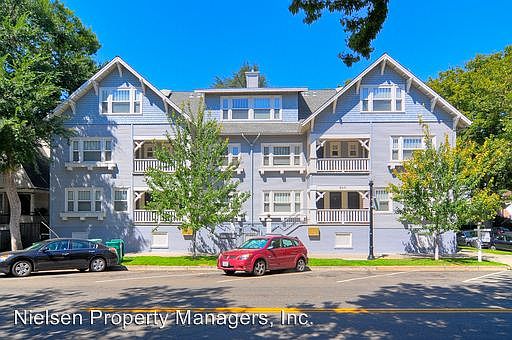 1st image of 600 11th St