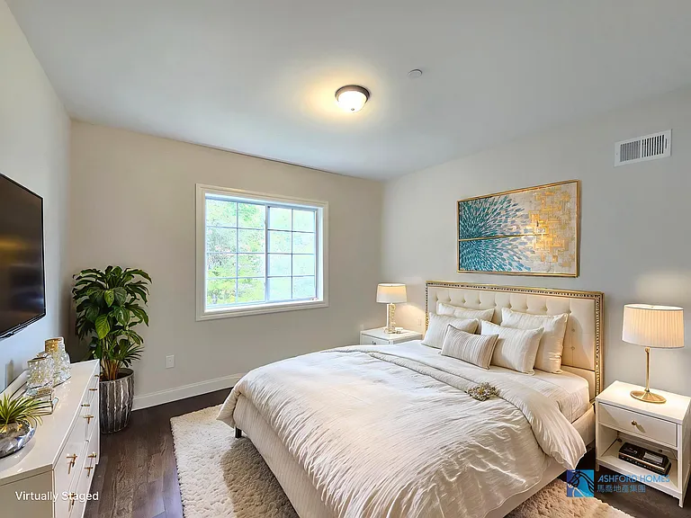 79 Wandel Ave #2 — Photo 5