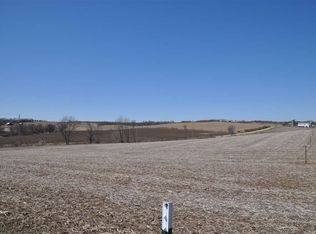 56 Ac Walter, Belleville, WI 53508