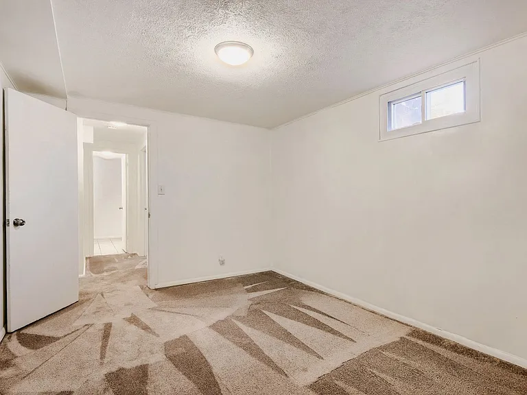 4800 W 9th Ave — Photo 17