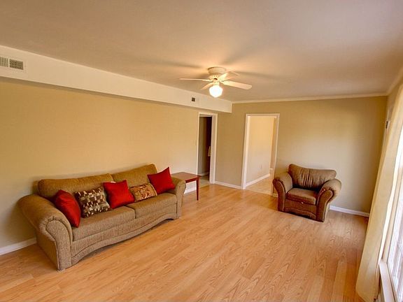 2nd image of 8238 Oakley Ln