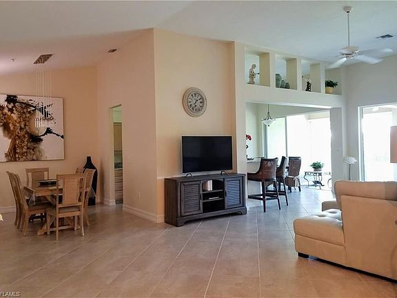 5th image of 2070 Aberdeen Ln Unit 202