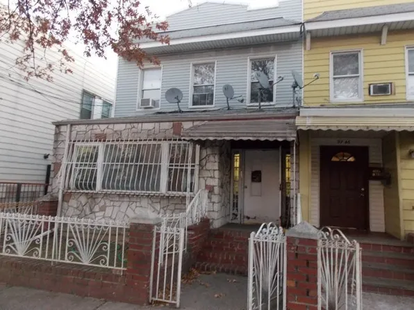 9748 Corona Ave, Flushing, NY 11368