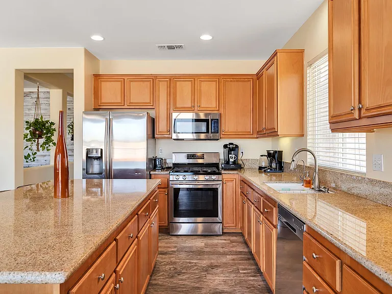 49990 Eastwood Ln — Photo 10