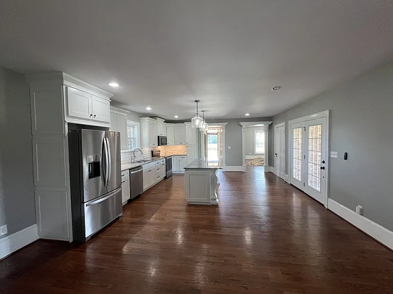 290 Kirk Ln — Photo 14