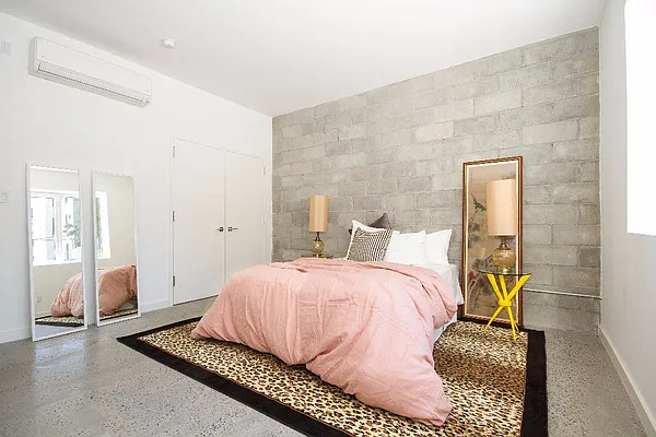 Sold by Rahme Real Estate, LLC | media 15