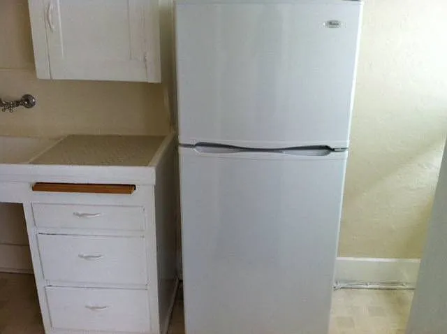 Studio, 330 sqft, $1,395 — Photo 4