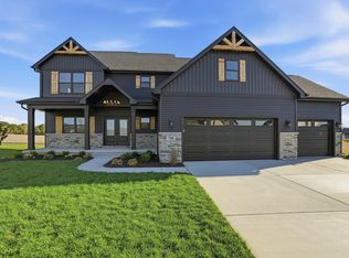 710 Idlewild Ln, Chesterton, IN 46304