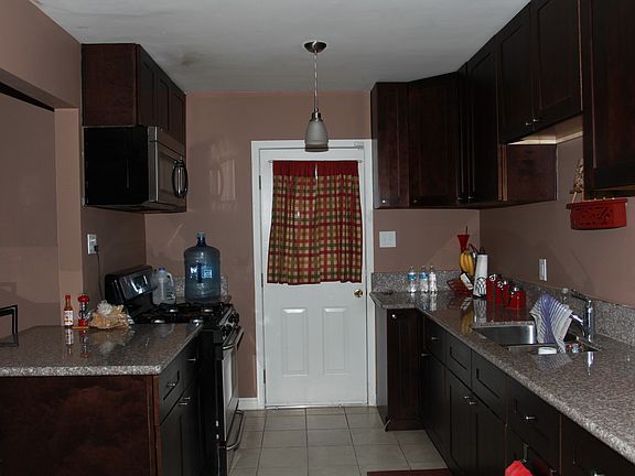 5th image of 1165 E Marshall Blvd