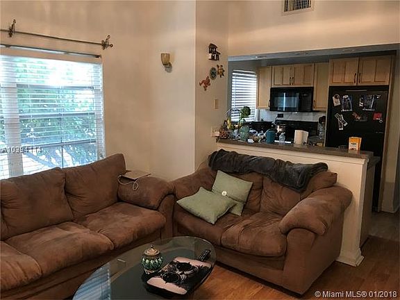4th image of 1605 Euclid Ave APT C-1