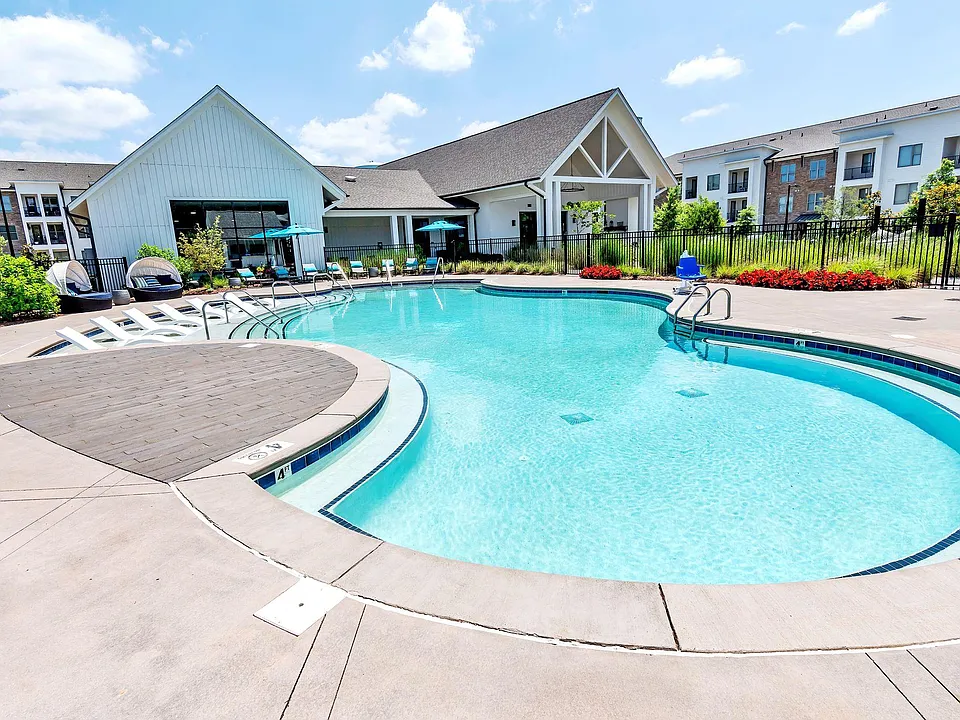 Pointe at Research Park Apartments