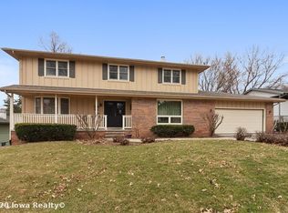 9908 Clark St, Clive, IA 50325