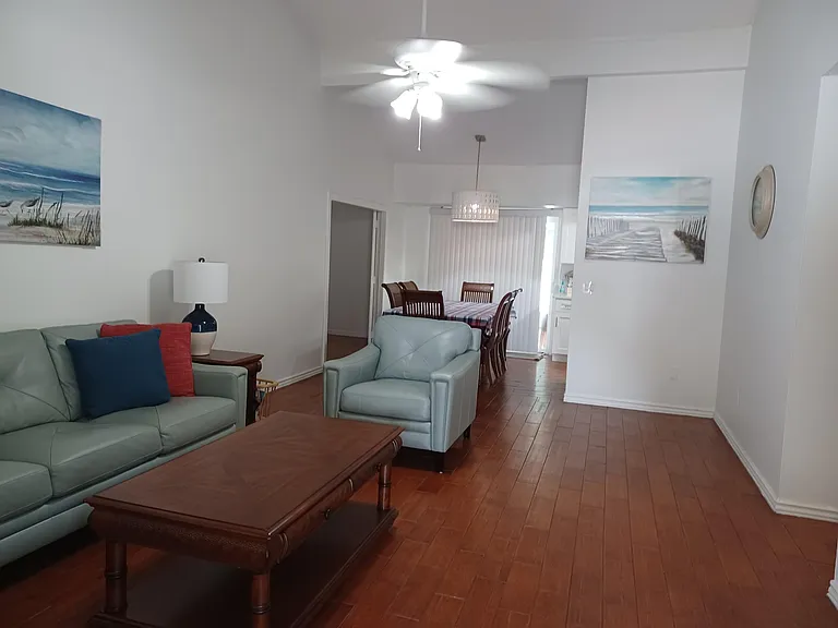 11424 Haymarket Ct — Photo 2