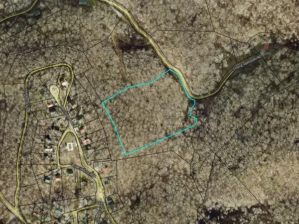 681 Stoneybrook Rd, Burnside, KY 42519