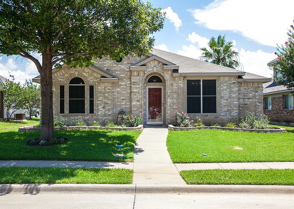 1st image of 1613 Nightingale Dr