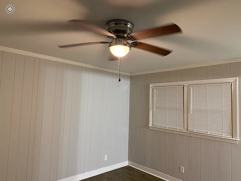 515 Guilford Ave #2 — Photo 9