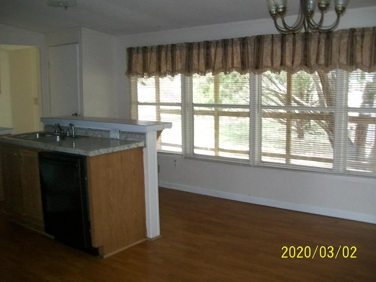 4 bed, 1512 sqft, $1,395 — Photo 2