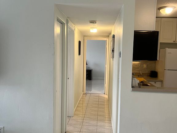2nd image of 3550 NW 8th Ave APT 412