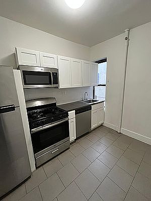 1st image of 67 Hawthorne St #3E