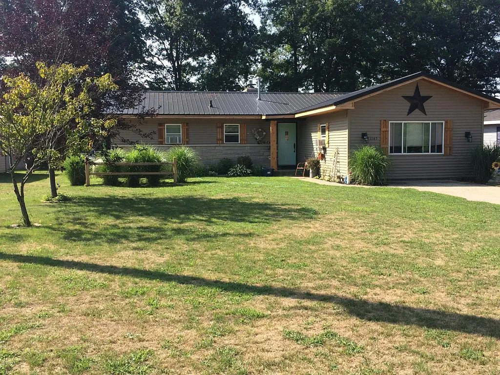 1165 Oak Grove Park photo 1