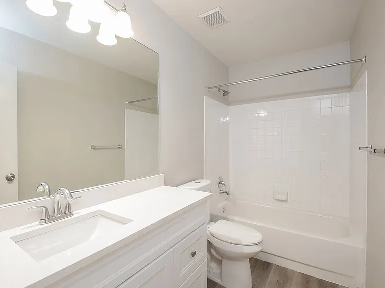 11584 Eaton Ct — Photo 17