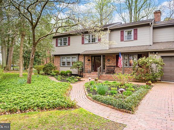 3rd image of 516 Indian Ln