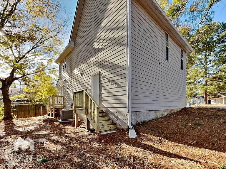 3050 Brook Hollow Dr — Photo 22