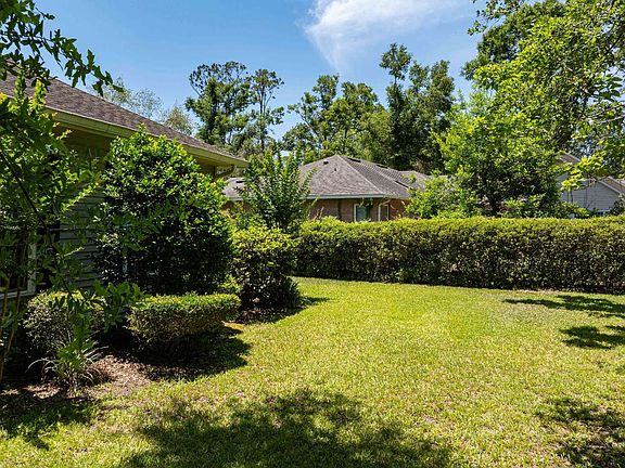 4th image of 23323 Meadow View Dr