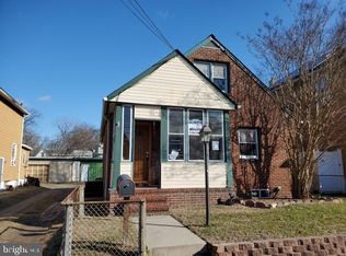 711 Division St, Gloucester City, NJ 08030