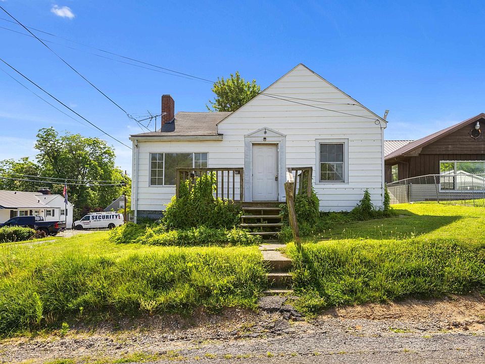 1st image of 2501 Penix St