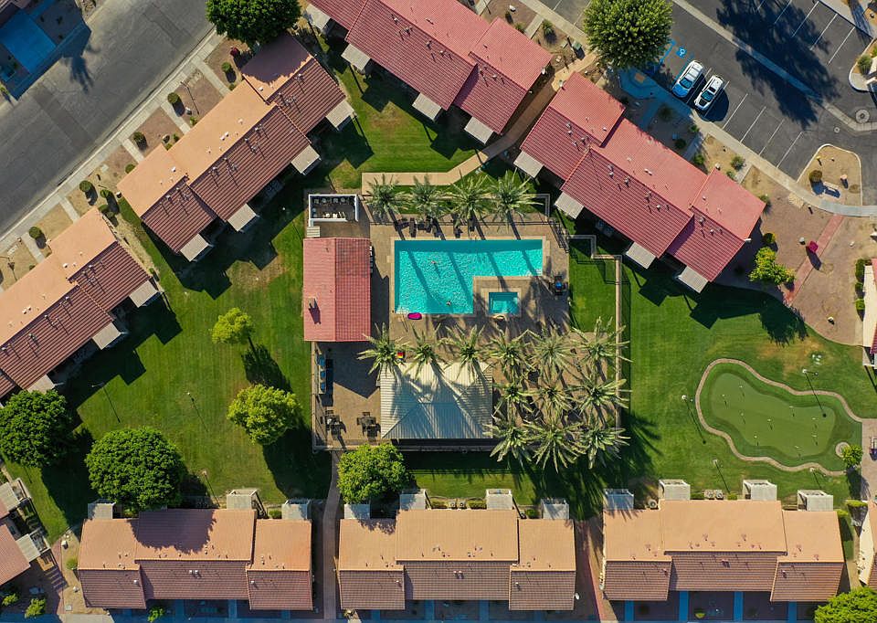 1st image of 48334 Stewart Dr #J4