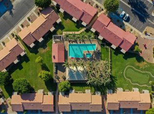 48334 Stewart Dr #J4, Indio, CA 92201