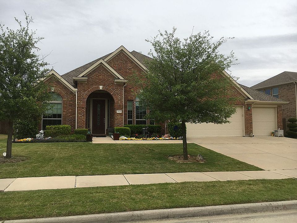1st image of 2926 Aurora Mist Dr