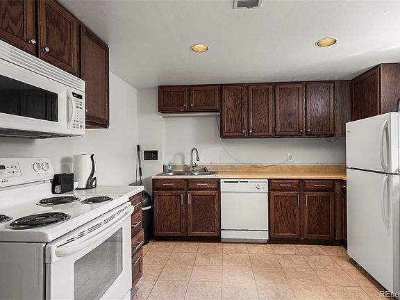 5th image of 7366 W 75th Avenue